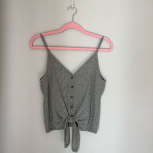 Button down tank